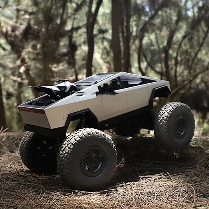 OFF-ROAD CLIMBING CAR 1:8 Scale With Remote Control - CYBER PICKUP TRUCK | YY2063 |