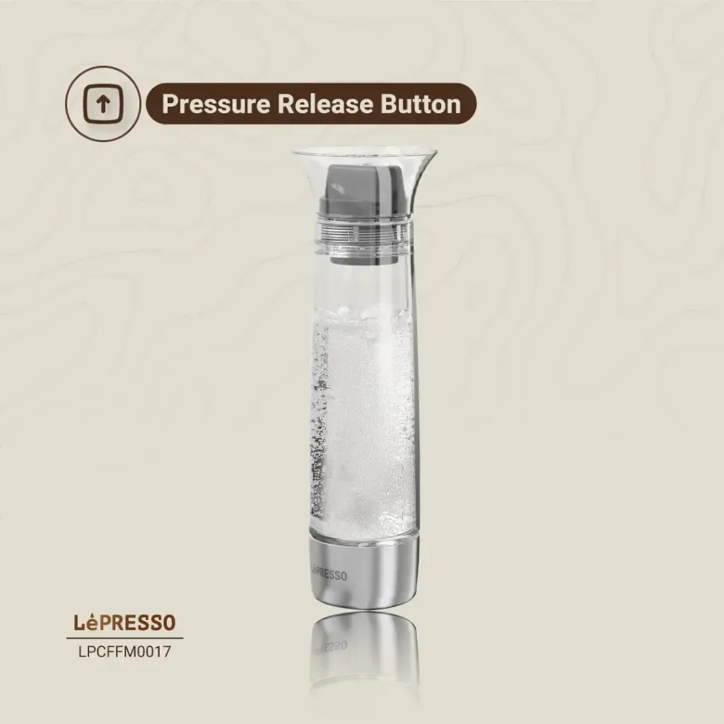 Lepresso Carbonator Instant Sparkling Water 800mL Portable CO2 Bottle Fizzing System Efficient Durable Compact