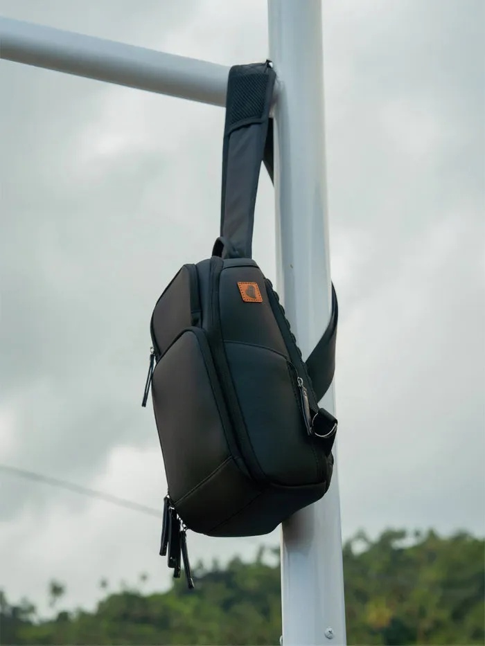 Ghaith & Qalby Etmaan Adventure Bag – Water-Resistant Crossbody Travel Bag with Multi Pockets