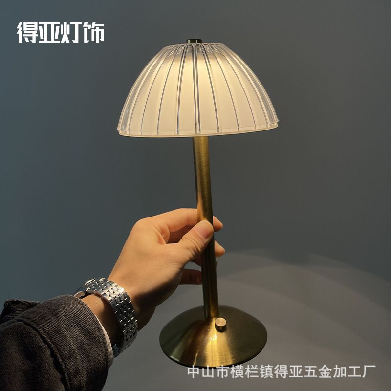 DIAMOND TABLE TOUCH | LED | LAMP WITH USB CHARGER