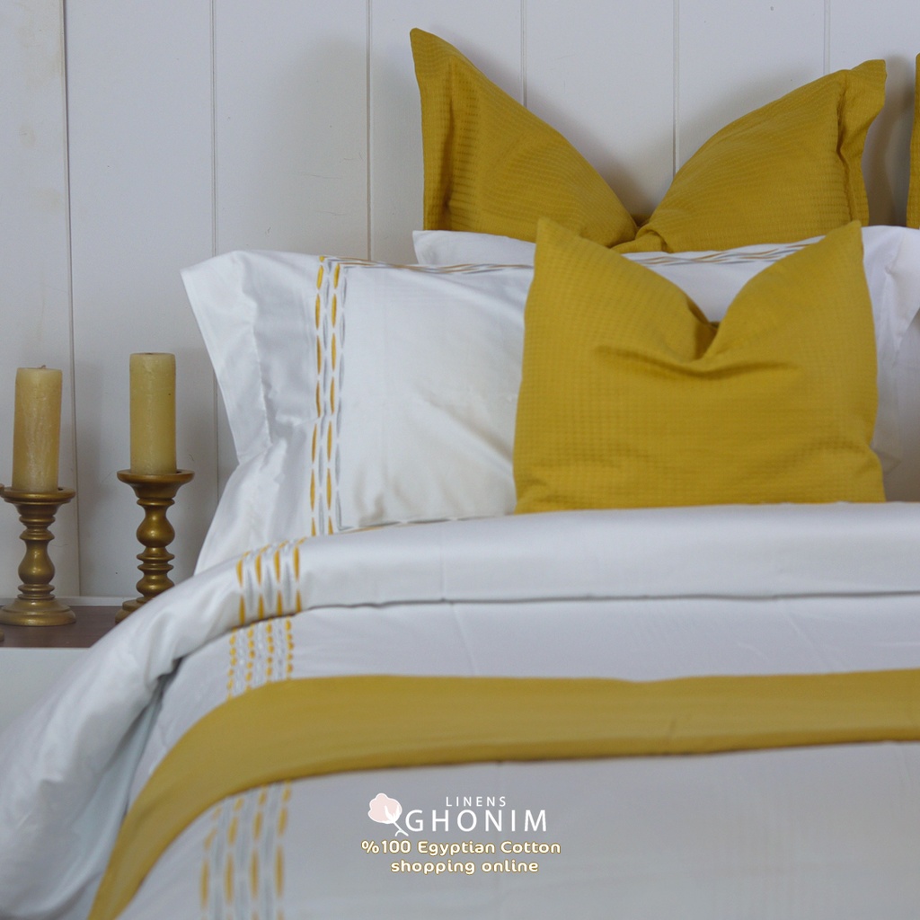 طقم سرير Glinens Line مقاس 240x260 سم قطن مصري 100% ساتين عدد خيوط 400 طقم غطاء لحاف مطرز متين وناعم الملمس - Mustarda